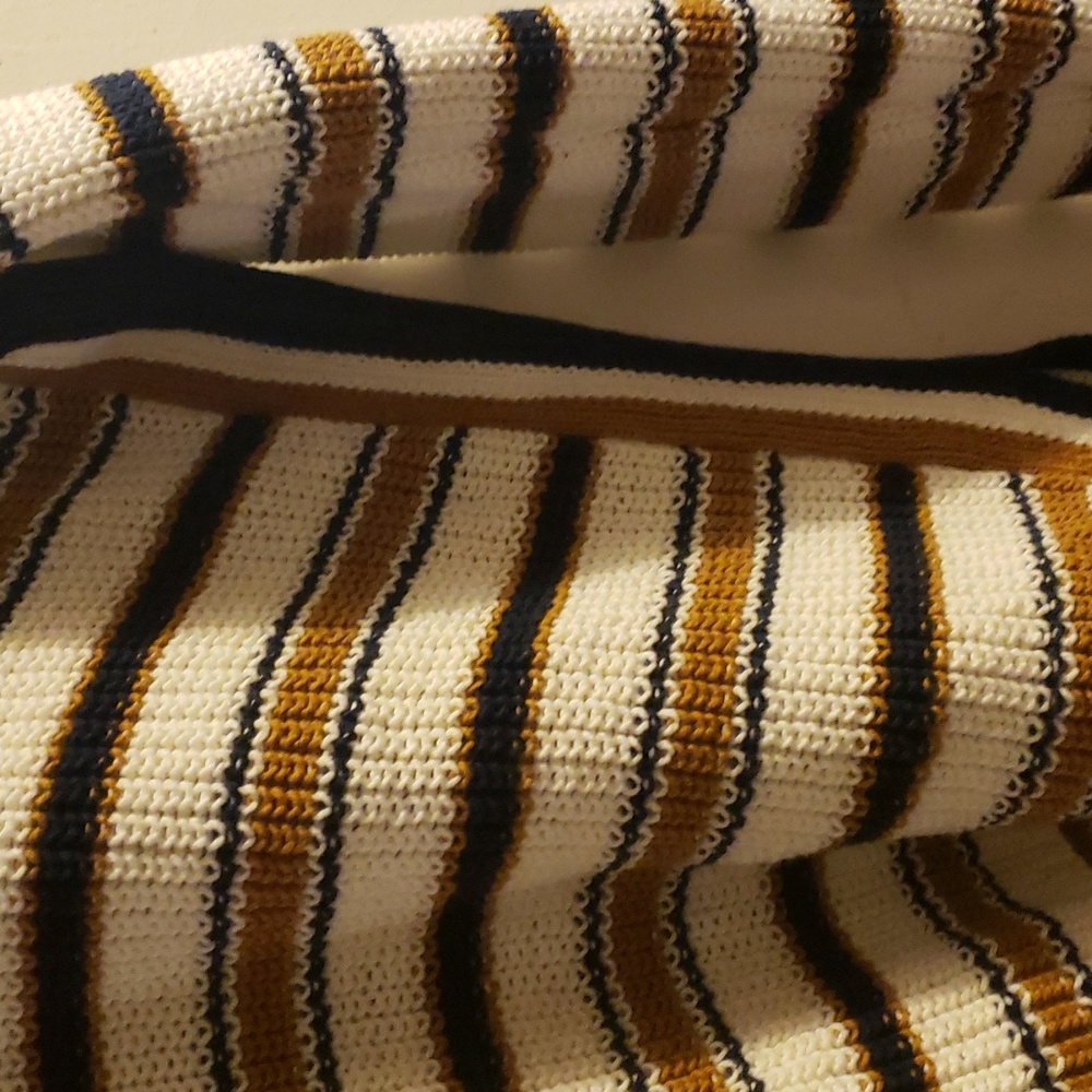 Max Studio Sweater - image 3